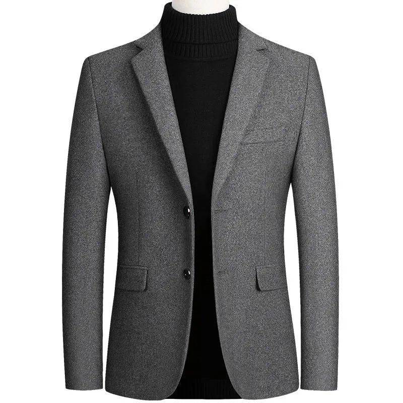 Alt text: Blazer Masculino Slim Vanguard em tom de azul marinho.