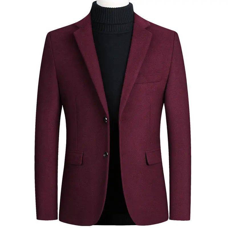 Alt text: Blazer masculino slim preto em tecido vanguard, elegante e moderno.