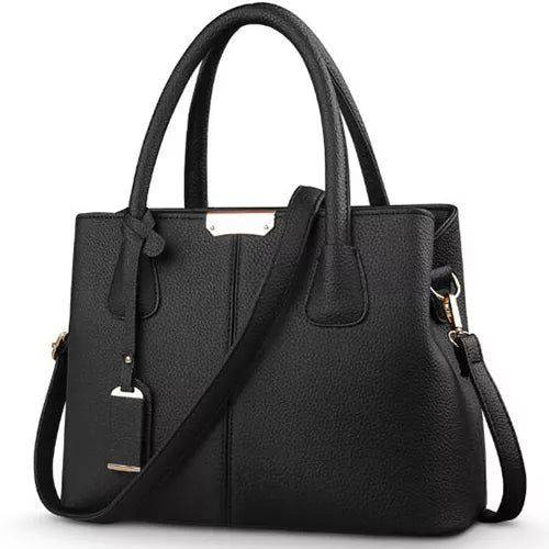 Alt text: Bolsa Tote de Couro Feminina Eliza em tom neutro.