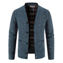 Cardigan de tricô azul-petróleo com botões frontais e forro xadrez interno