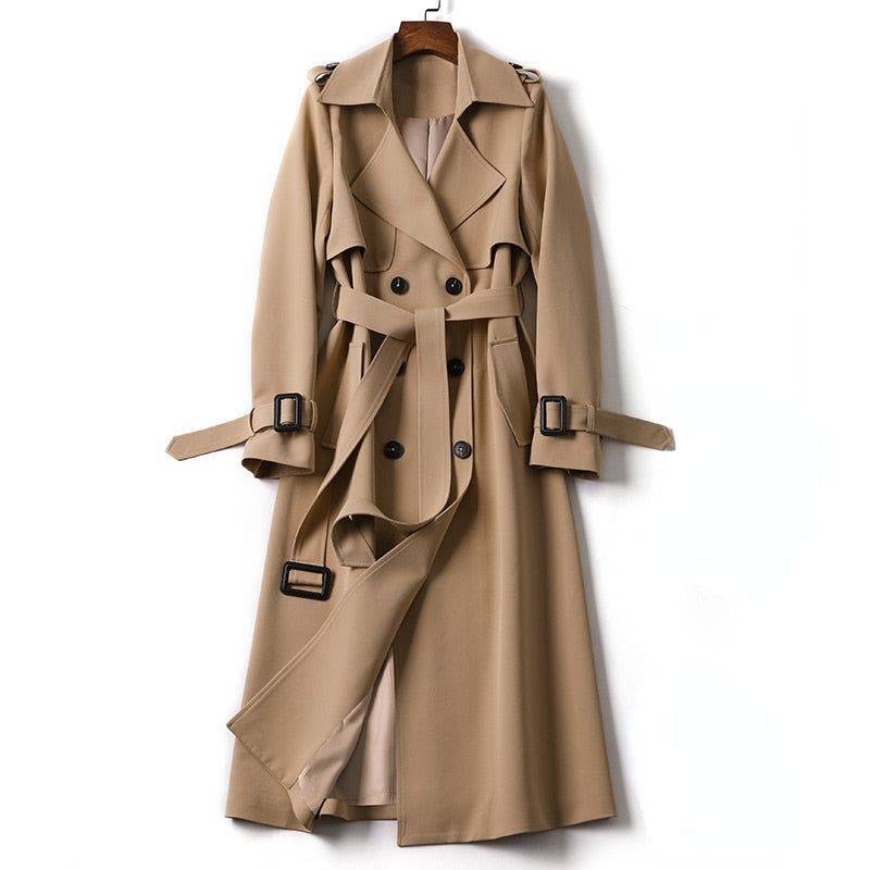 Alt text: "Sobretudo feminino longo em tom neutro, elegante e sofisticado."