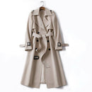 Trench coat feminino longo bege com cinto e botões duplos