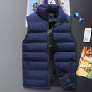 Colete puffer azul marinho com forro estampado e gola alta
