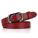 Cinto feminino marrom avermelhado com fivela metal oval