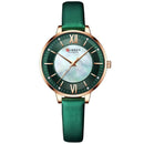Relógio feminino Curren com pulseira verde e mostrador madrepérola