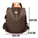 Mochila de couro feminina marrom com estampa MK, 32x32x15cm