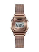 Relógio digital quadrado rose gold com pulseira de malha metálica e tela LCD
