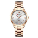 Relógio feminino minimalista com pulseira aço inox rosé e mostrador branco com algarismos romanos