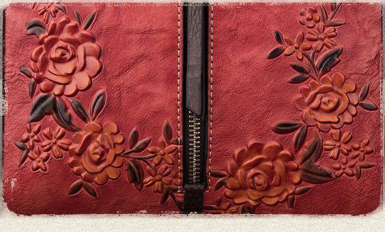 "Bolsa feminina de couro legítimo marrom sofisticada e elegante."