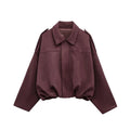 Jaqueta bomber feminina oversized de camurça com gola camisa e zíper Zellum