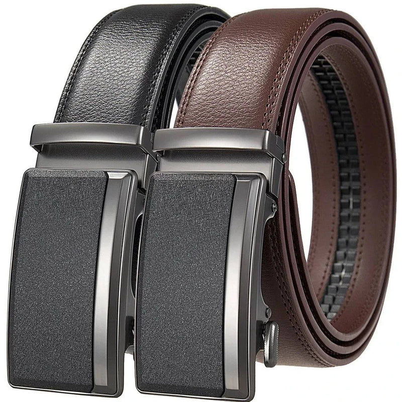 Cinto de couro genuíno masculino marrom escuro com fivela elegante.