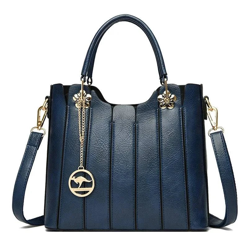 "Bolsa tote feminina em couro opale marrom elegante e espaçosa."