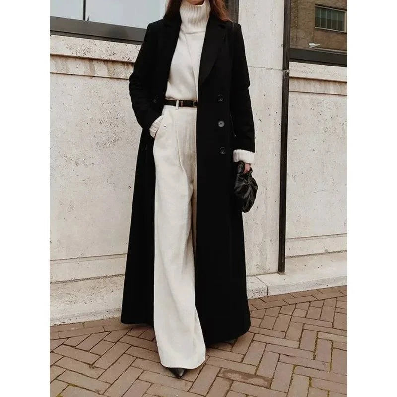 Sobretudo Longo Preto Feminino - Zellum