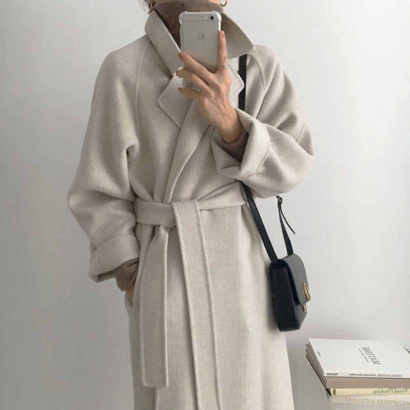 Sobretudo Feminino Longo Retrô Off-White - Zellum