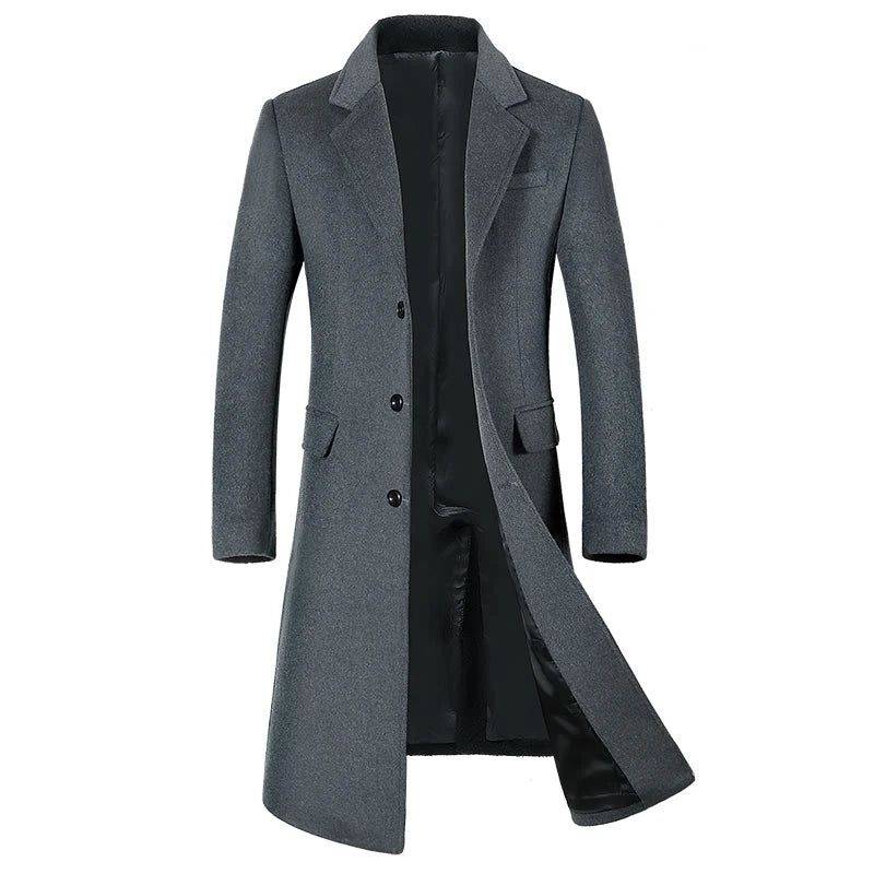Sobretudo Masculino Longo de Lã Slim cinza com acabamento premium e caimento slim. Excelente escolha para moda masculina de inverno.