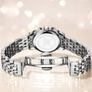 Relógio masculino de aço inoxidável com pulseira em metal, vista traseira