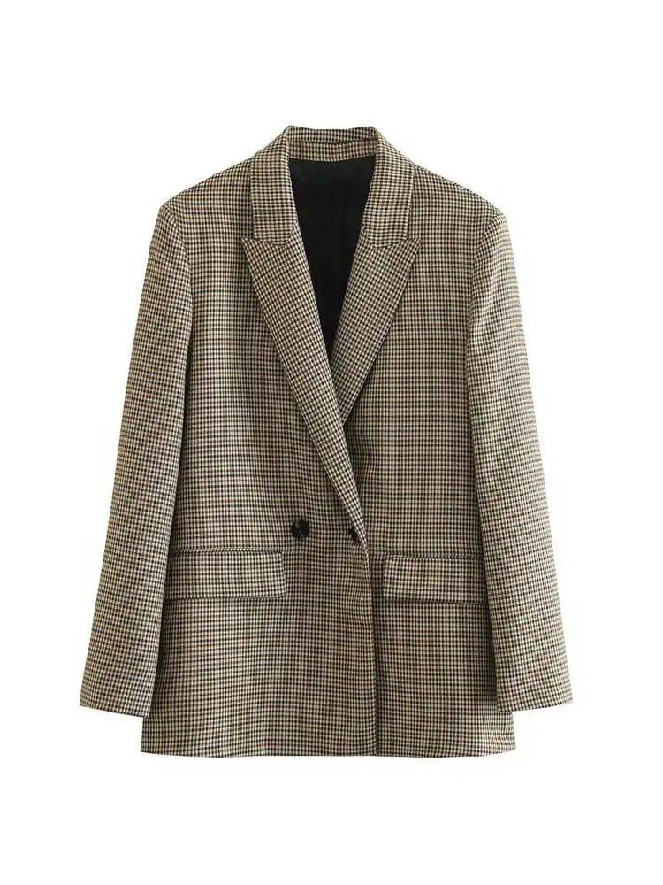 Imagem adicional do blazer Urban Grace exibindo a parte frontal com destaque no corte e estrutura