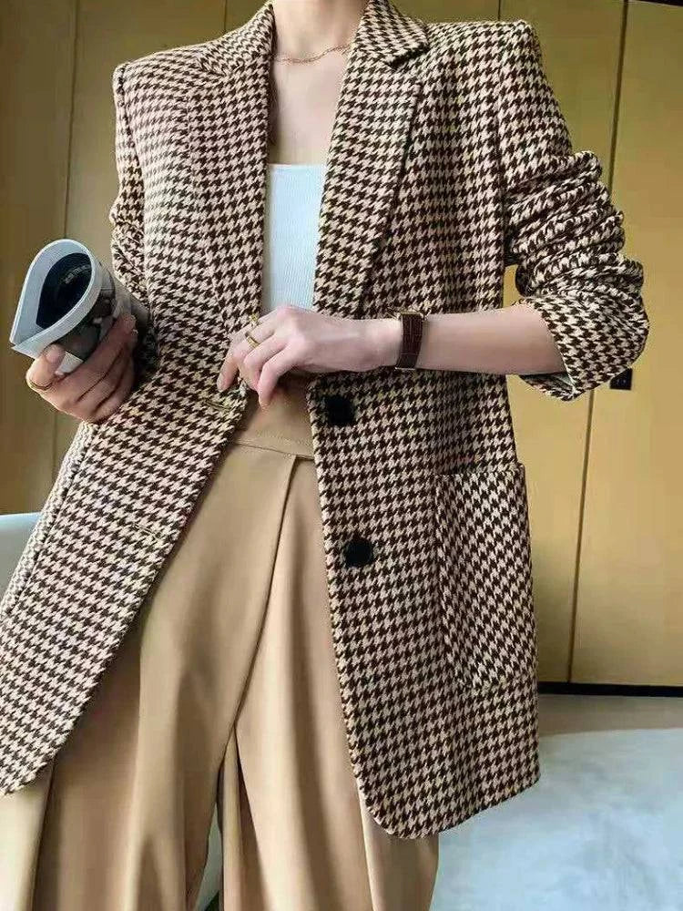 blazer-feminino-oversized-basico-7.webp