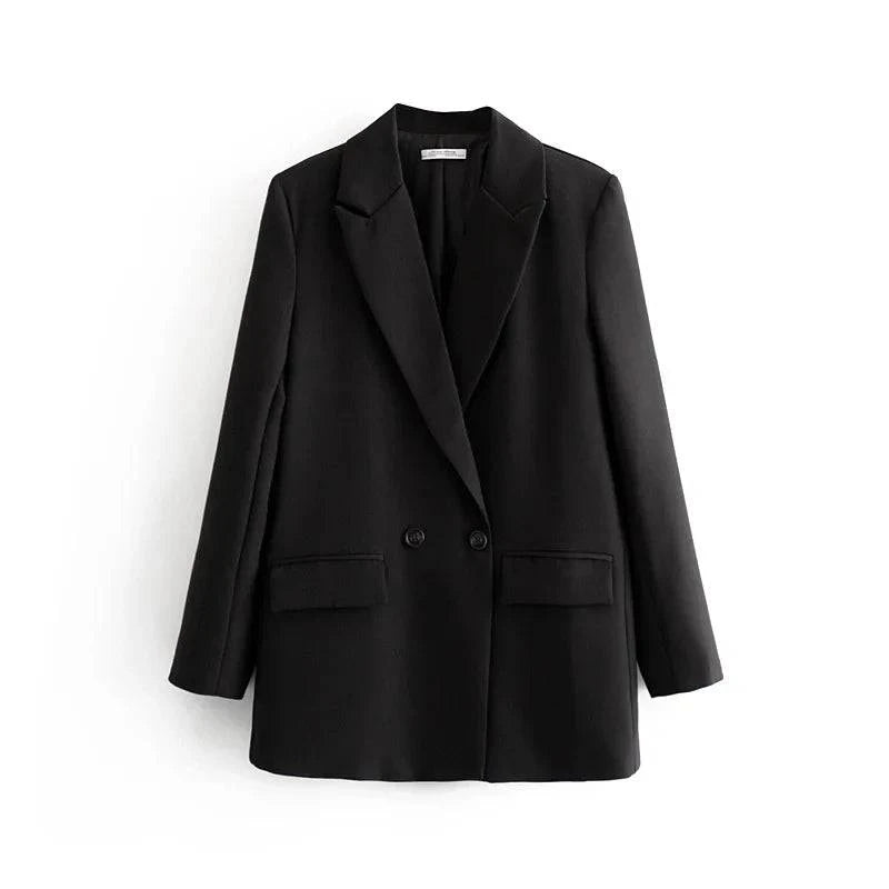 Blazer feminino social básico preto pendurado em cabide