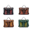 Quatro bolsas tote de couro com efeito envelhecido em cores variadas: preto-borgonha, marrom, caramelo e verde