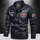 Jaqueta bomber de couro preto com patches bordados militares e American vintage