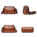 Bolsa feminina de couro marrom com alça estampada, vistas frontal, lateral, traseira e inferior